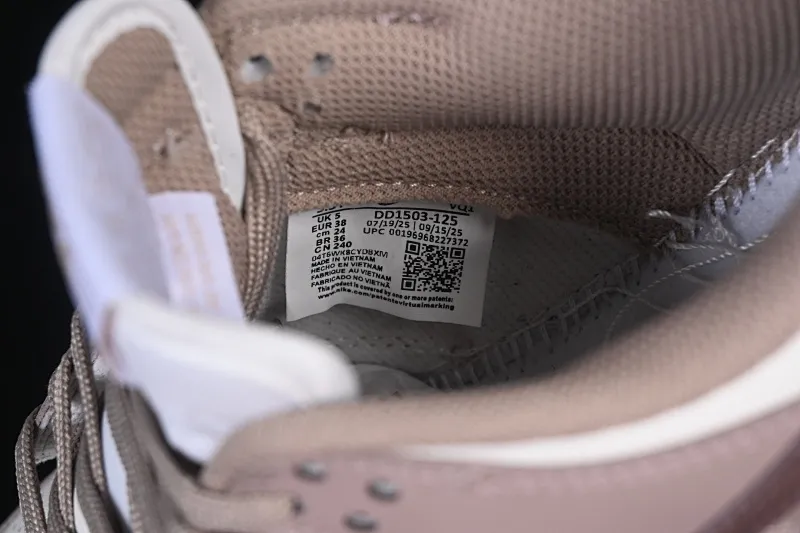All categories Nk SB Dunk series Nk SB Dunk Low low-top sneakers Nike SB Dunk Low haze pink low-top casual sneakers DD1503-125